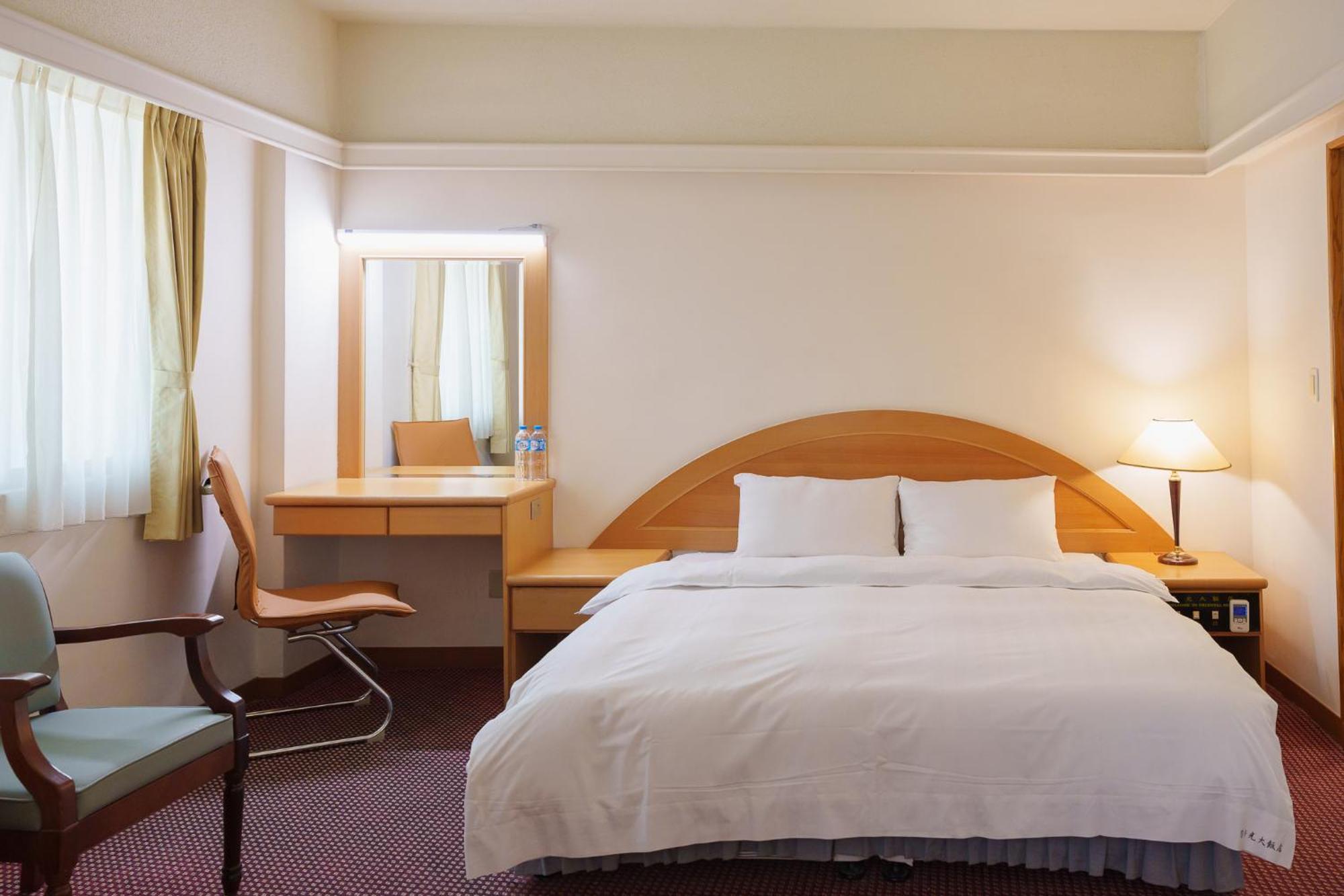 Oriental Hotel Đài Nam Ngoại thất bức ảnh