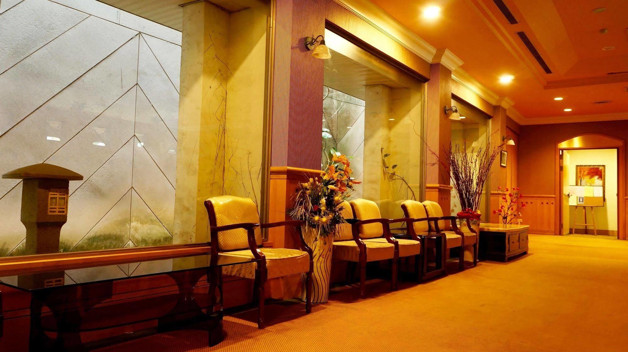 Oriental Hotel Đài Nam Ngoại thất bức ảnh
